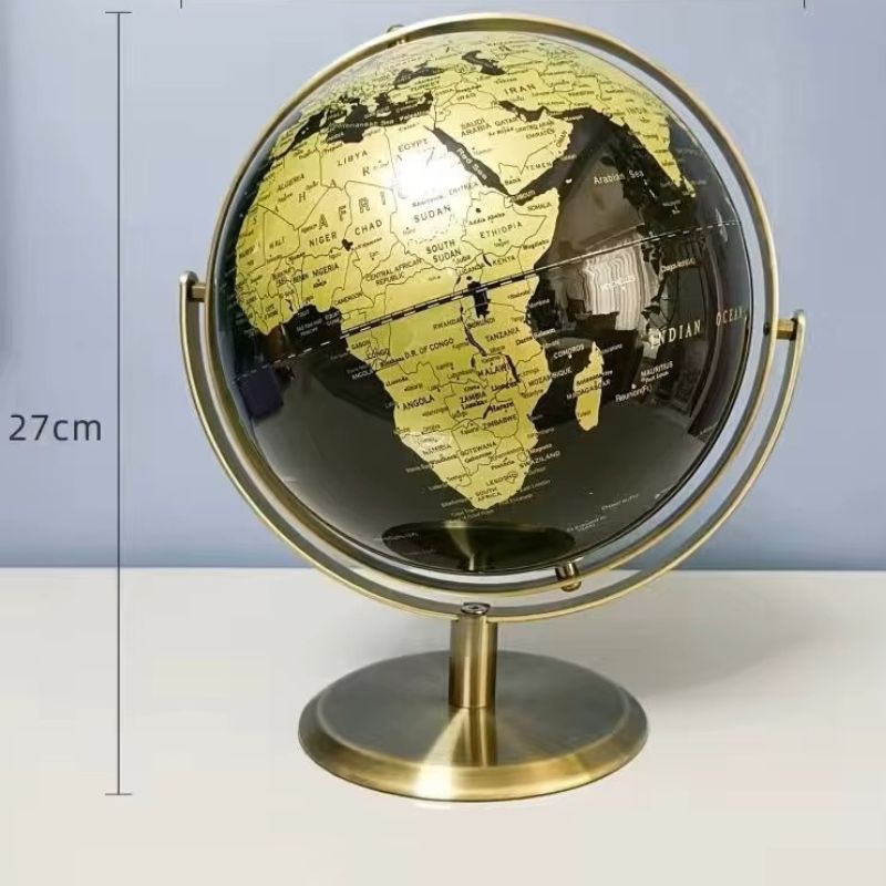 Globe terrestre décoratif retro