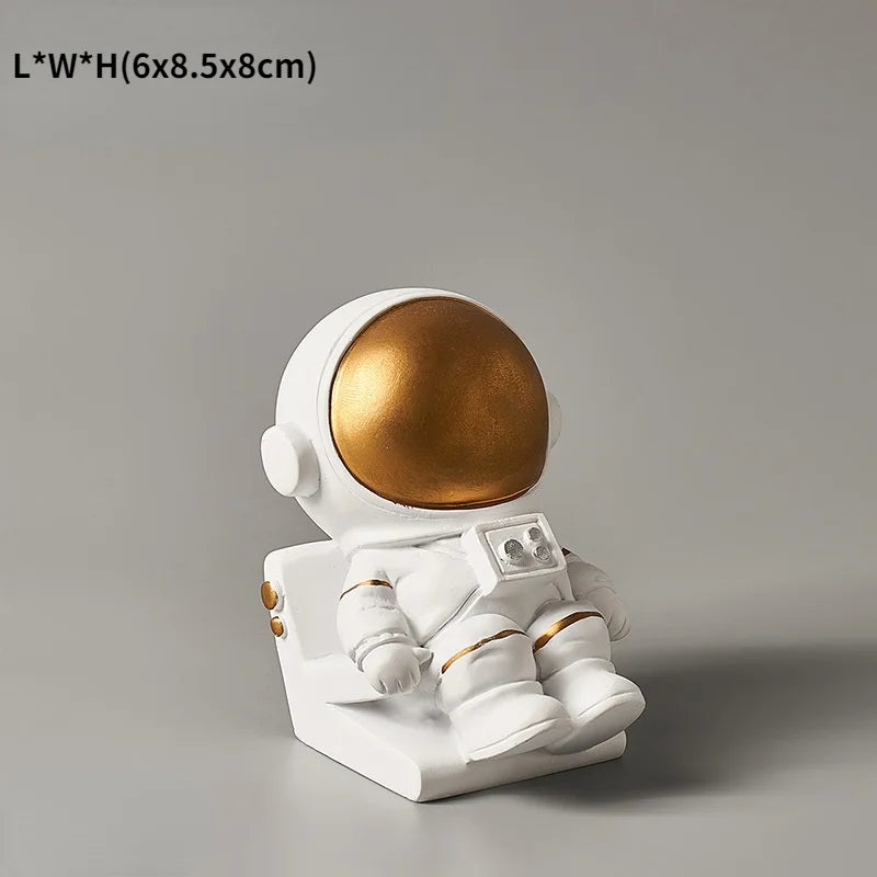 Astronaute figurine