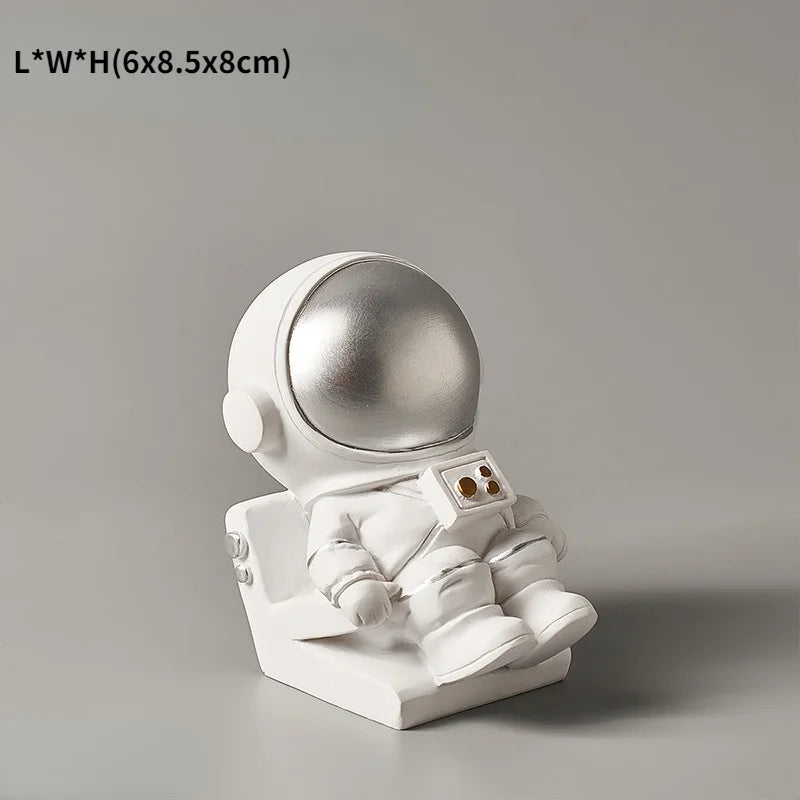 Astronaute figurine
