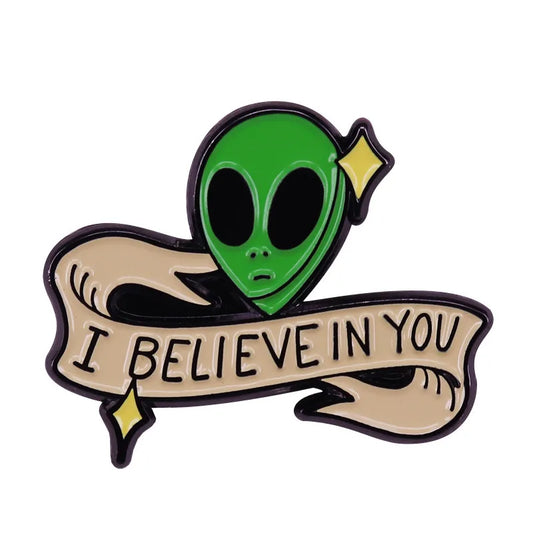 Pin's extraterrestre " I believe in you"